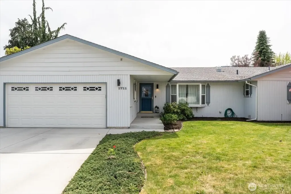 1711 Lexington Place Wenatchee WA 98801