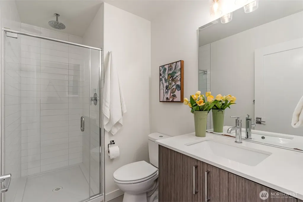 437 NE 73rd Street Seattle WA 98115
