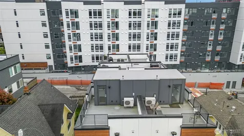 437 NE 73rd Street Seattle WA 98115