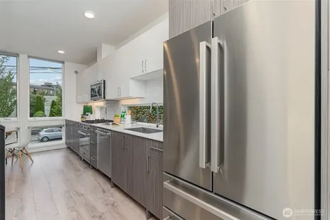 437 NE 73rd Street Seattle WA 98115