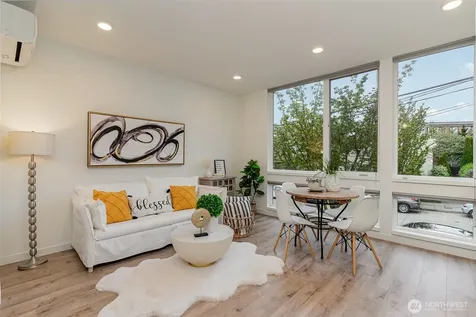 437 NE 73rd Street Seattle WA 98115