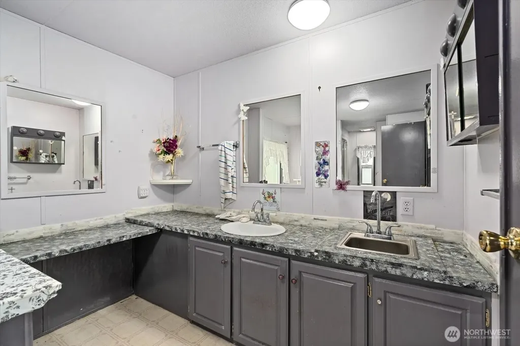 8430 SE 15th Place Lake Stevens WA 98258