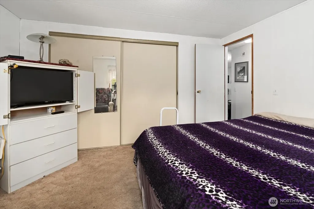 8430 SE 15th Place Lake Stevens WA 98258