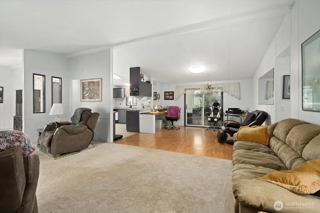 8430 SE 15th Place Lake Stevens WA 98258