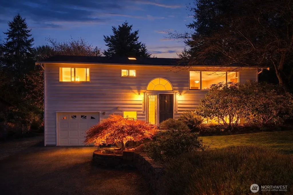 3302 177th Place SW Lynnwood WA 98037