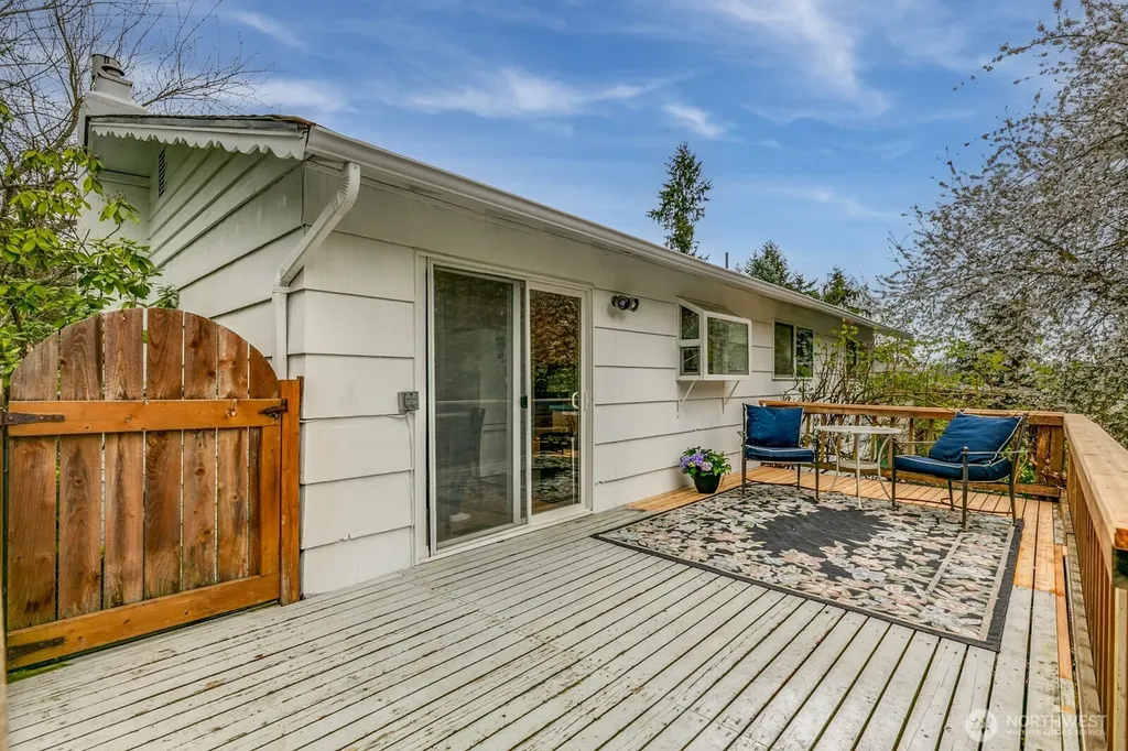 3302 177th Place SW Lynnwood WA 98037