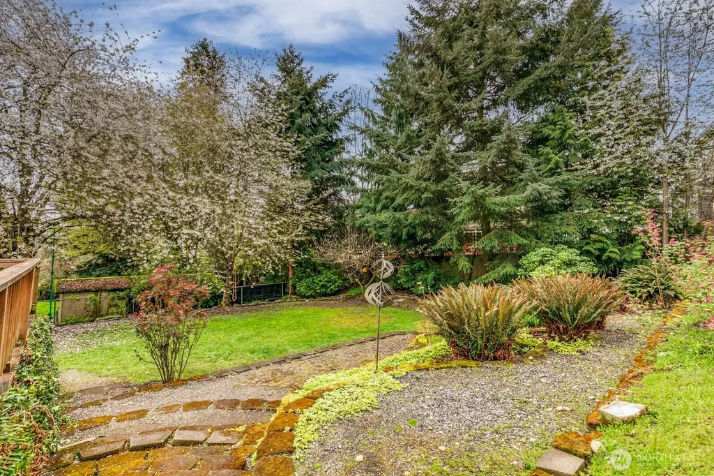 3302 177th Place SW Lynnwood WA 98037