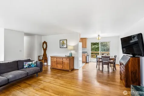 3302 177th Place SW Lynnwood WA 98037