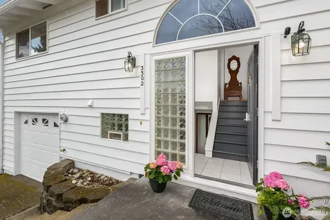 3302 177th Place SW Lynnwood WA 98037