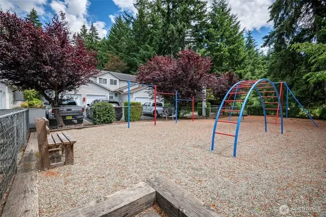 5714 99th Street Ct E Puyallup WA 98373