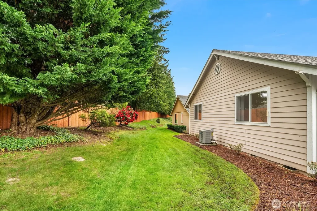 4309 7th Street Pl SE Puyallup WA 98374