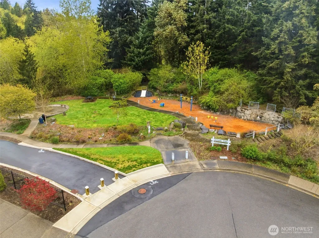 1104 V Street NW Auburn WA 98001