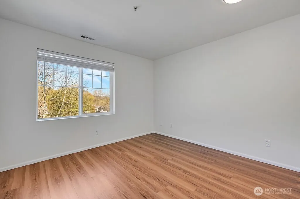 21262 40th Way S Seatac WA 98198