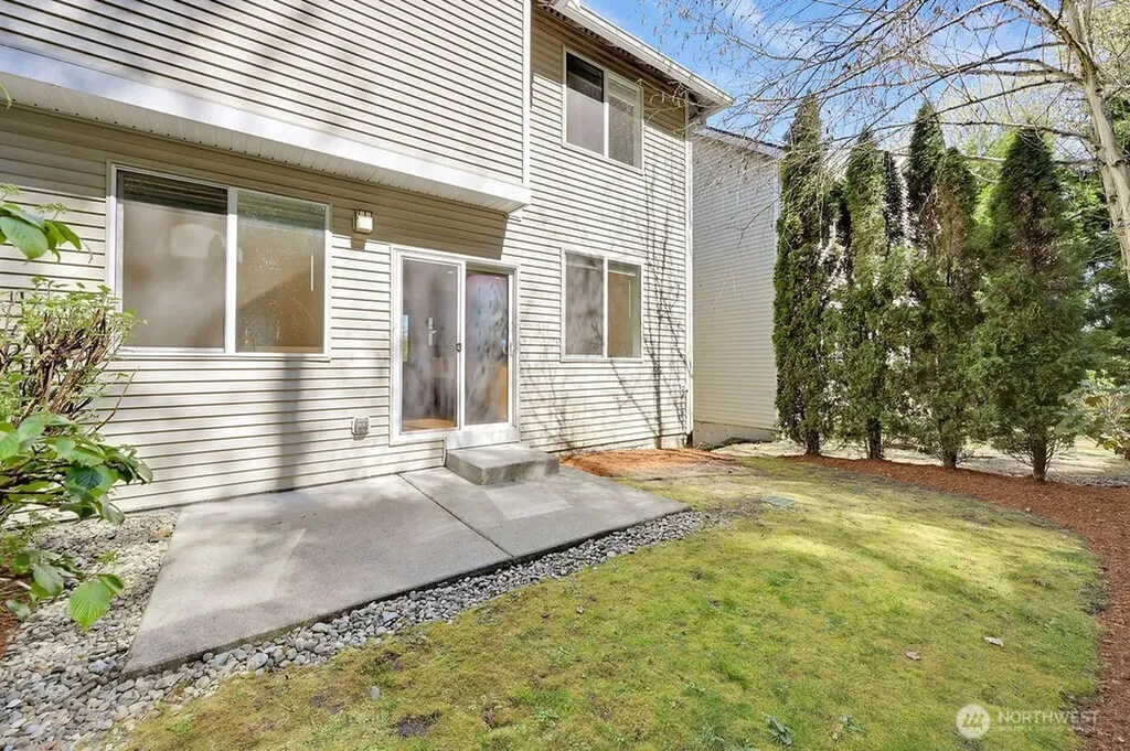21262 40th Way S Seatac WA 98198