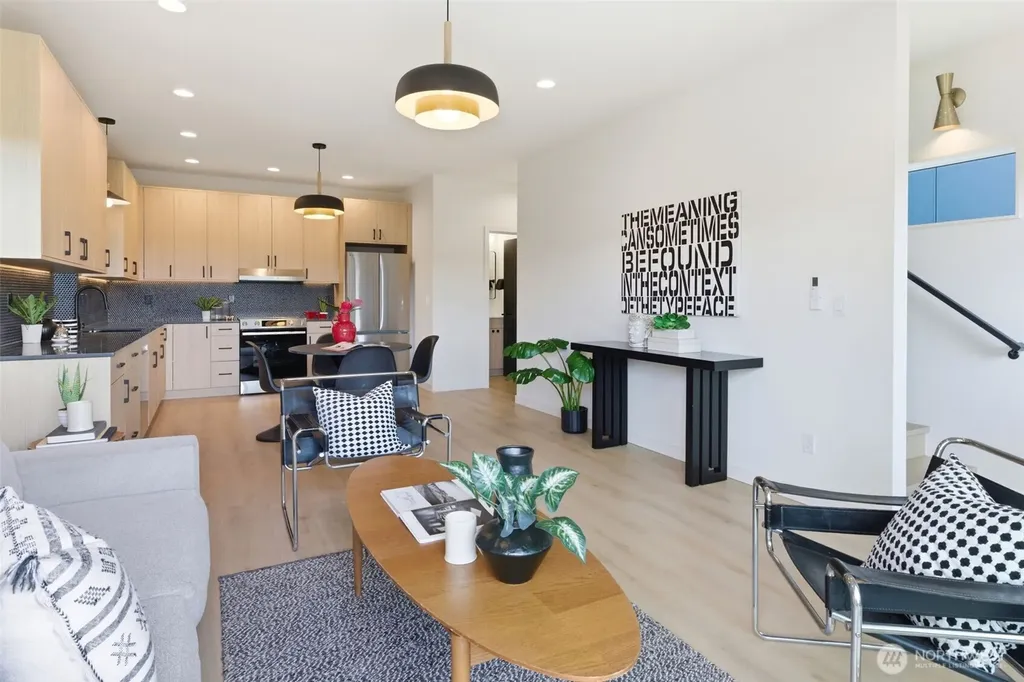 4517 35th Avenue S Seattle WA 98118