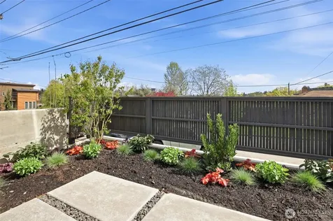 4517 35th Avenue S Seattle WA 98118