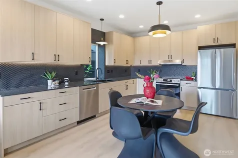 4517 35th Avenue S Seattle WA 98118