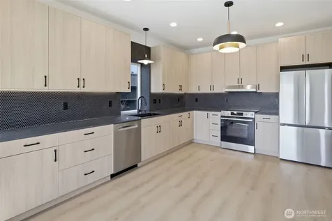 4517 35th Avenue S Seattle WA 98118