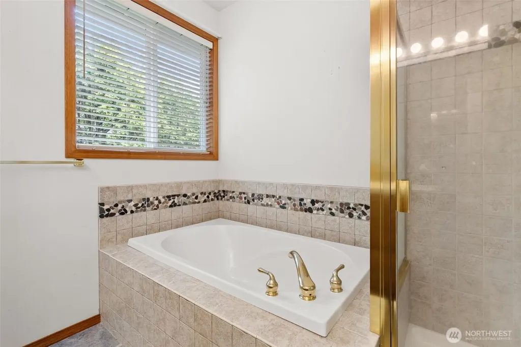 4129 Campus Green Loop NE Lacey WA 98516
