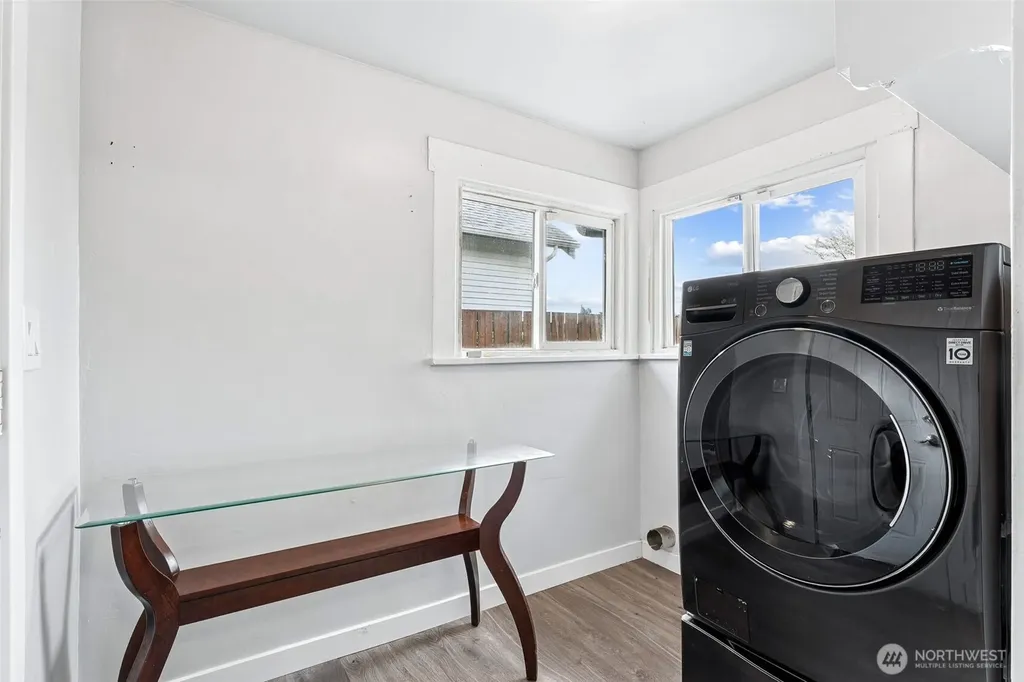 509 S 56th Street Tacoma WA 98408