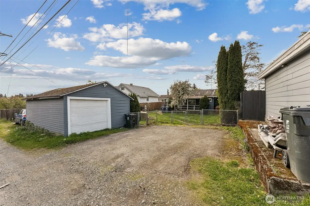 509 S 56th Street Tacoma WA 98408