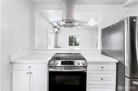 509 S 56th Street Tacoma WA 98408