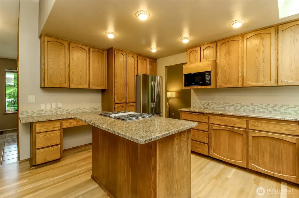 27813 187th Avenue SE Covington WA 98042