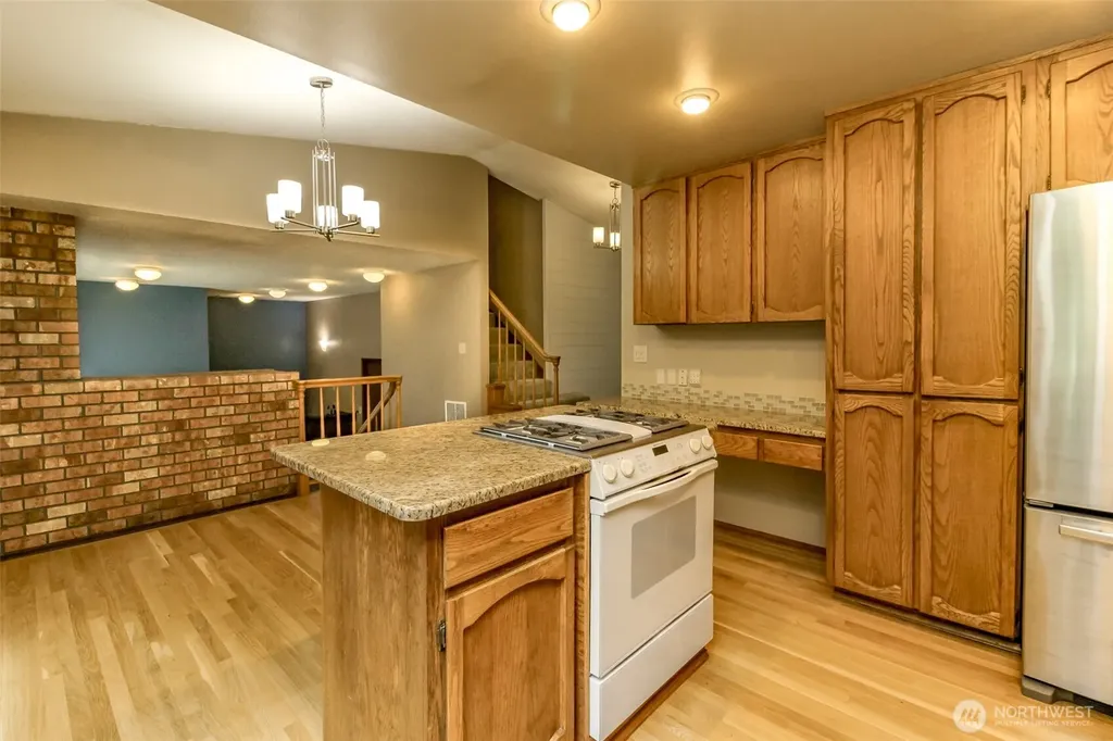 27813 187th Avenue SE Covington WA 98042