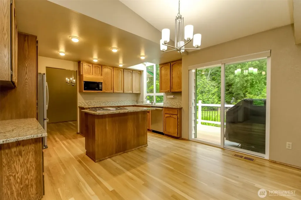 27813 187th Avenue SE Covington WA 98042