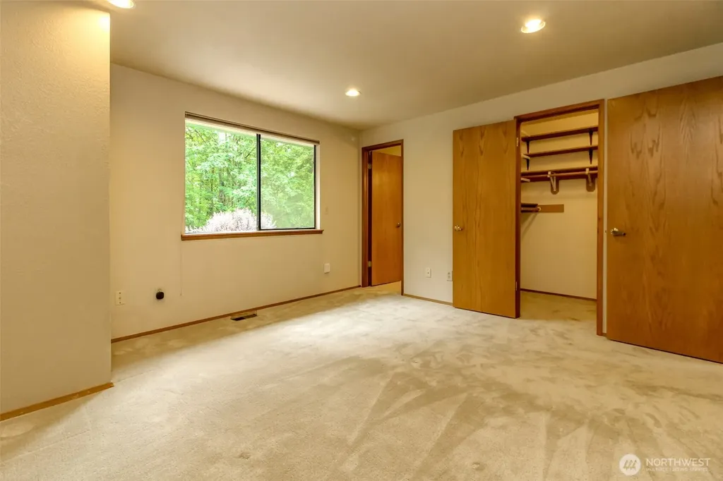 27813 187th Avenue SE Covington WA 98042