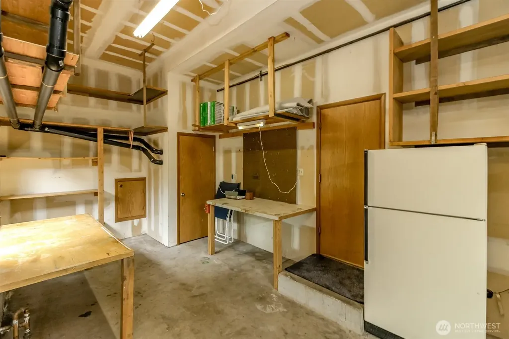 27813 187th Avenue SE Covington WA 98042