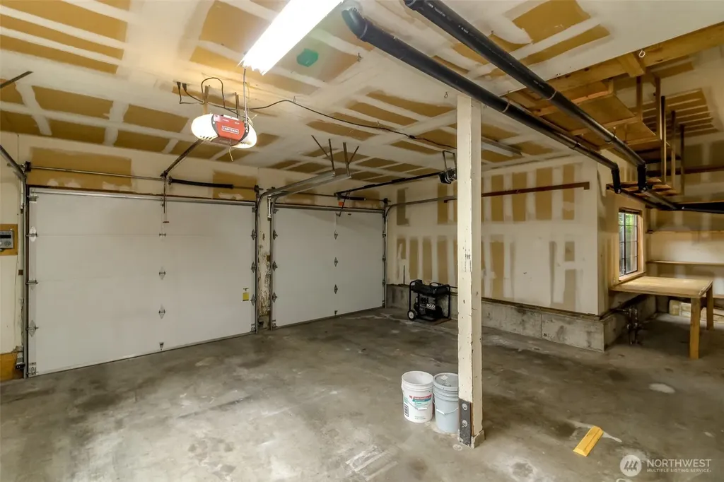27813 187th Avenue SE Covington WA 98042