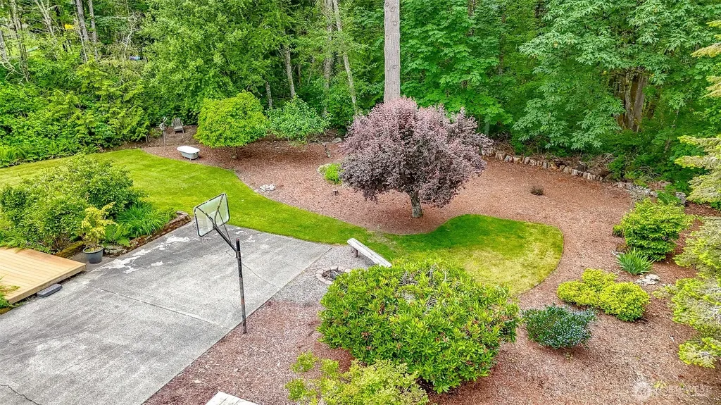 27813 187th Avenue SE Covington WA 98042
