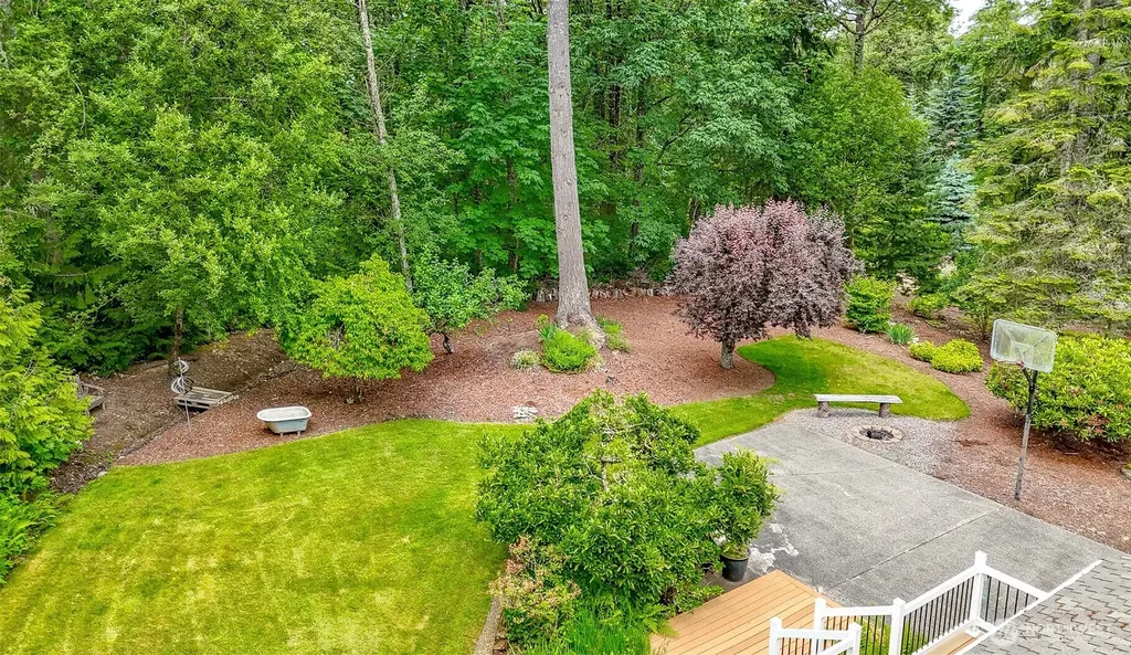 27813 187th Avenue SE Covington WA 98042