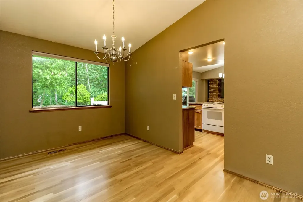 27813 187th Avenue SE Covington WA 98042