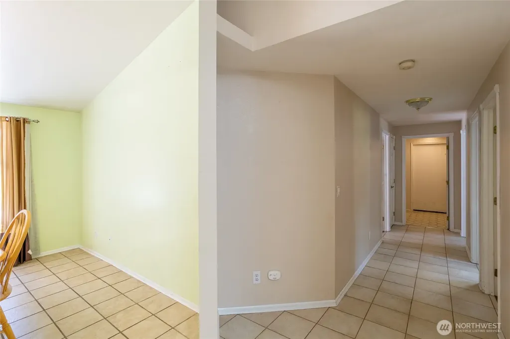 112 Holli Lane Centralia WA 98531