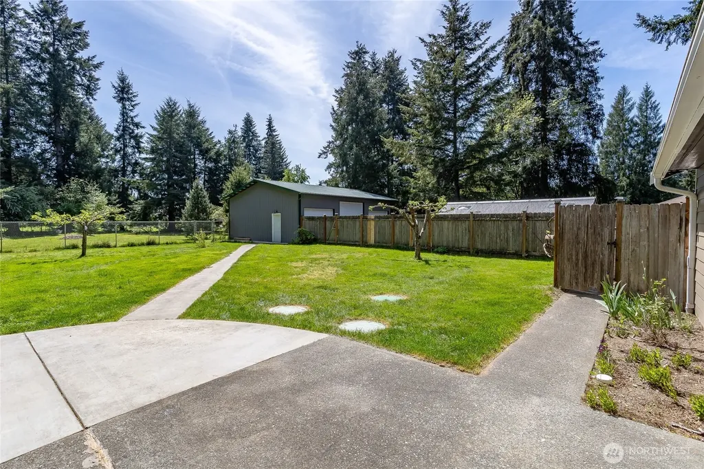 112 Holli Lane Centralia WA 98531