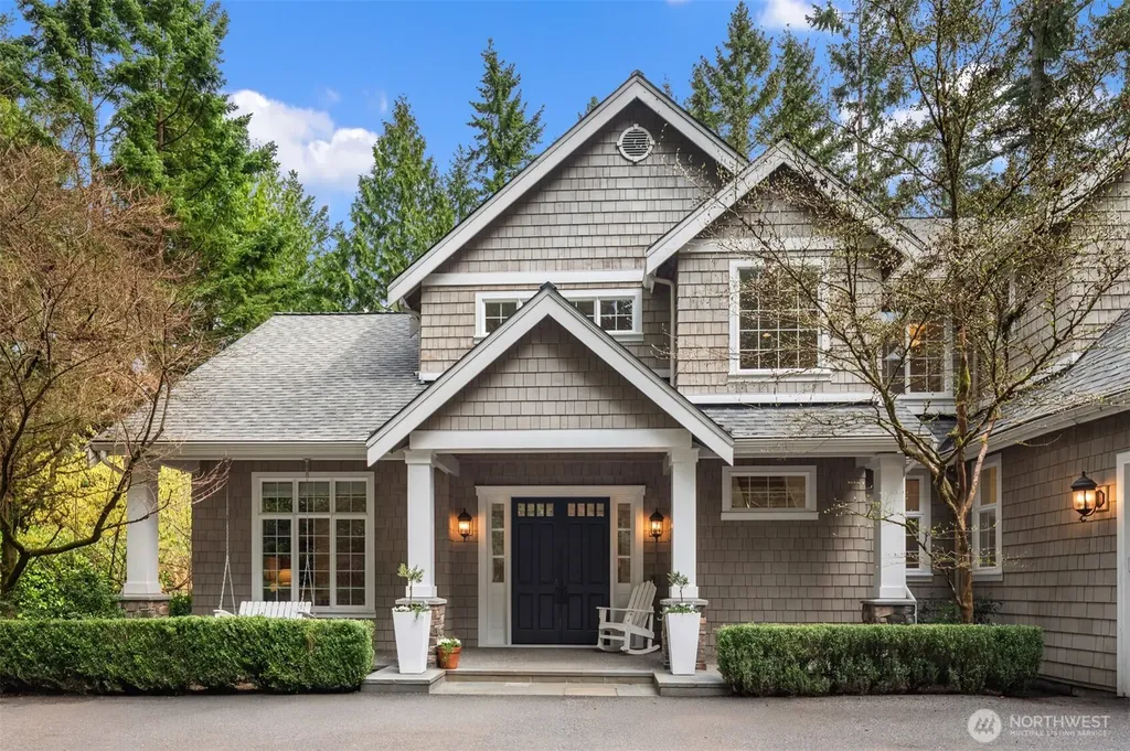 13609 NE 28th Street Bellevue WA 98005