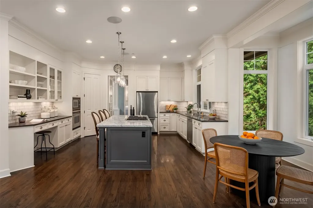 13609 NE 28th Street Bellevue WA 98005