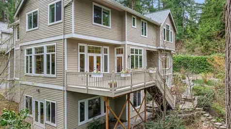 13609 NE 28th Street Bellevue WA 98005