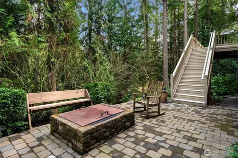 13609 NE 28th Street Bellevue WA 98005