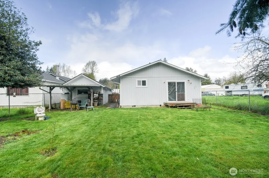 242 Main Street Onalaska WA 98570