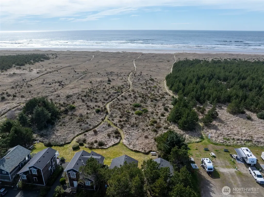 20713 Pacifc Way Ocean Park WA 98640