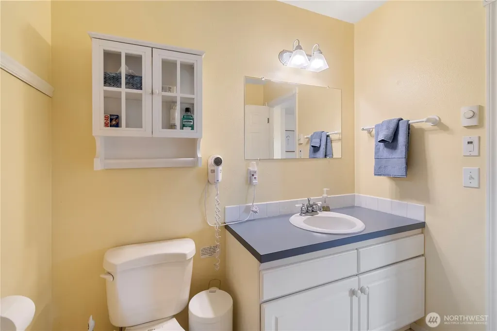 20713 Pacifc Way Ocean Park WA 98640