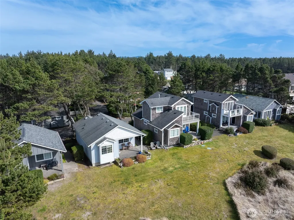 20713 Pacifc Way Ocean Park WA 98640
