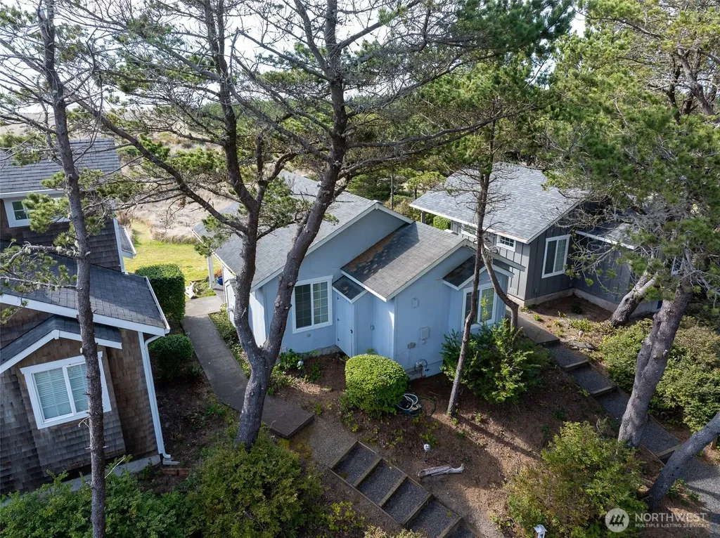 20713 Pacifc Way Ocean Park WA 98640