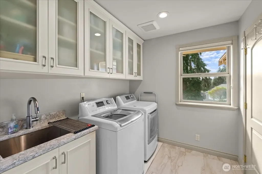 6417 158th Street SE Snohomish WA 98296