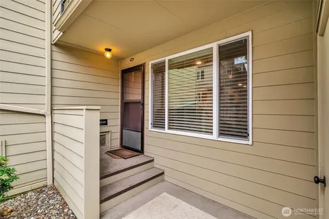 2939 76th Avenue SE Mercer Island WA 98040