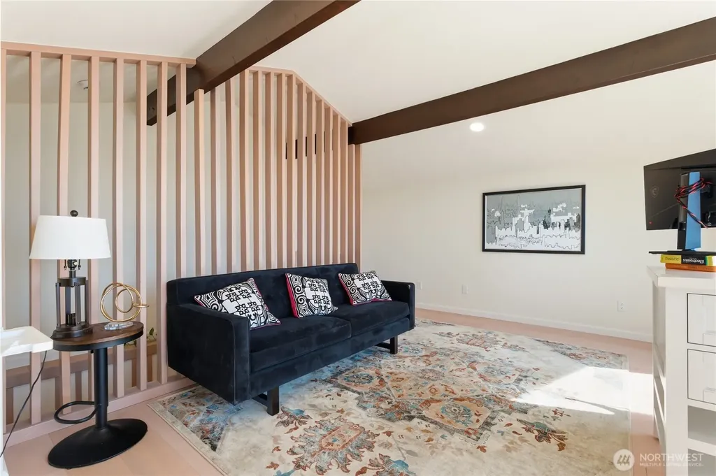 18174 Brittany Drive SW Normandy Park WA 98166