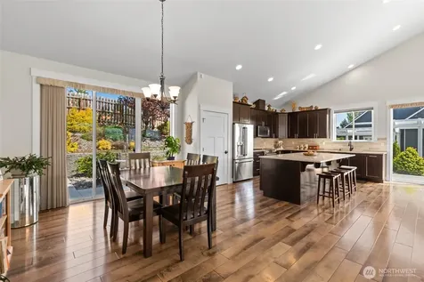 2741 SE Falcon View Drive East Wenatchee WA 98802